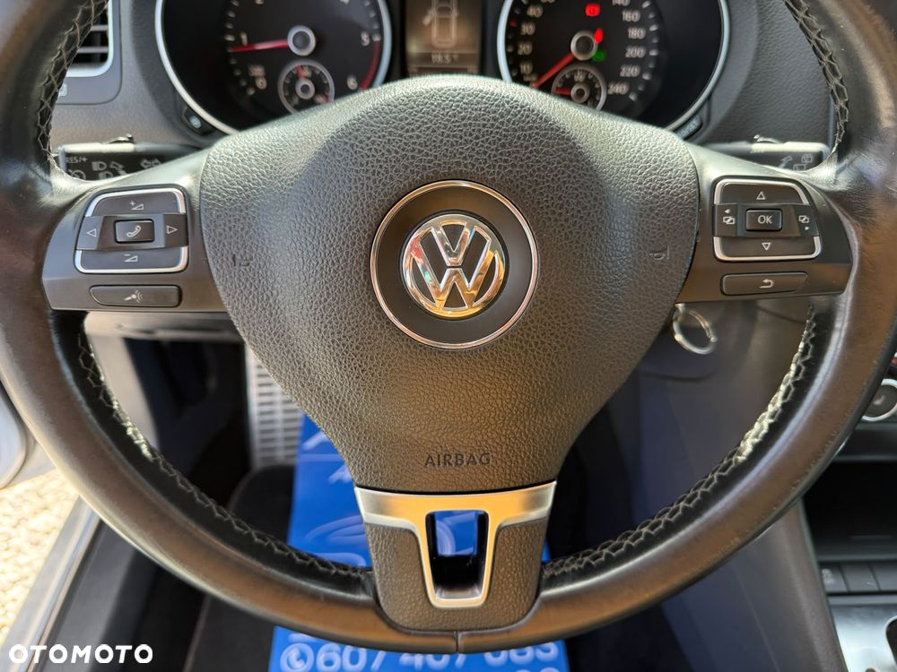 Volkswagen Golf 1.6 TDI DPF DSG Style - 22