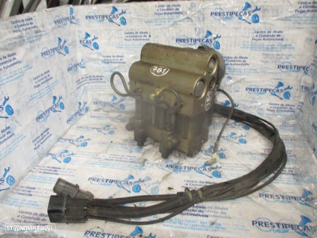 Abs MB668870 11000030300 MITSUBISHI SPACE WAGON 1993 2.0TD 82CV 5P VERMELHO - 1