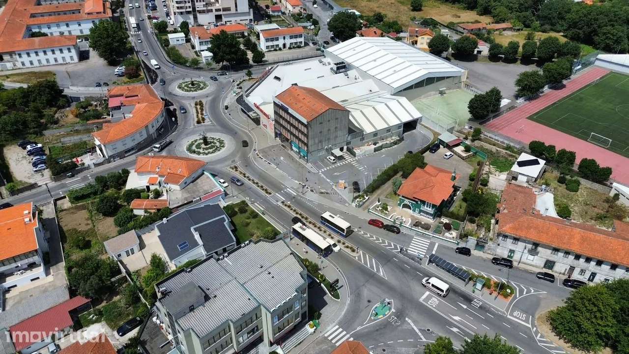 Trespasse de Lavandaria em Funcionamento | Carvalhos, Gaia | 248.000 € - Grande imagem: 5/10