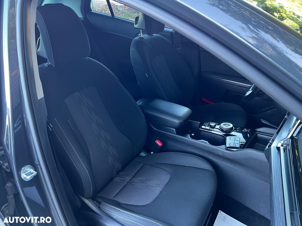 Kia Sportage 1.6 DSL MHEV 7DCT HP 4x2 Style - 30