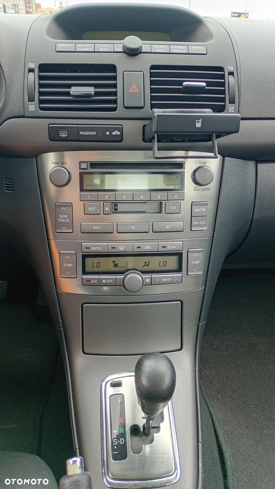 Toyota Avensis 2.0 VVT-i Automatik Executive - 14