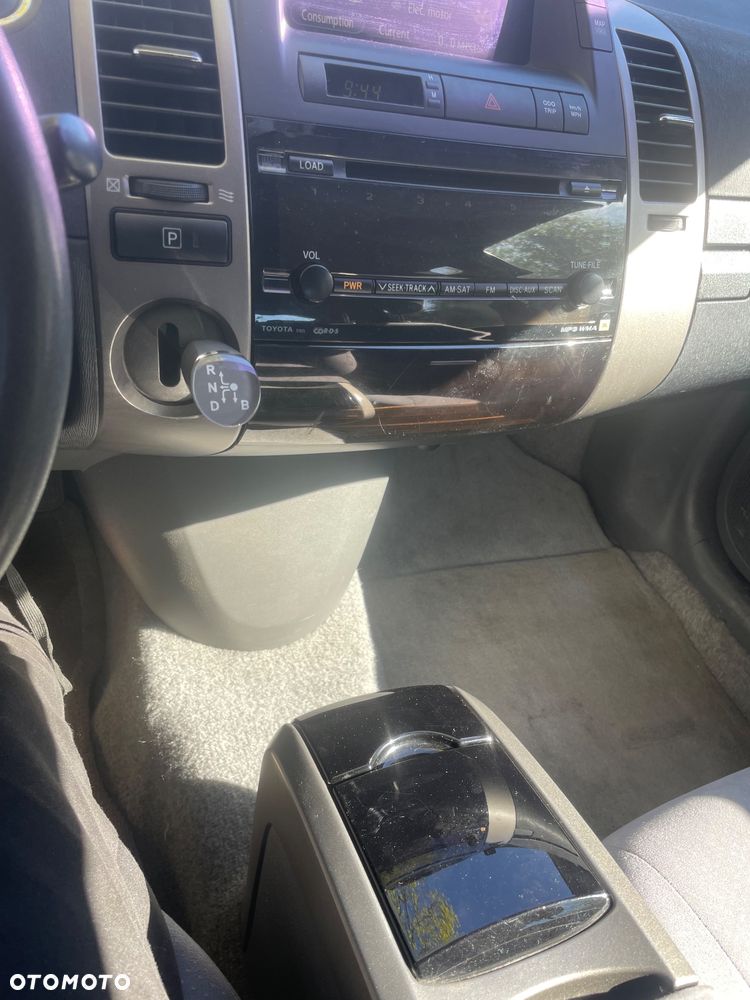 Toyota Prius 1.5 VVT-i Prestige - 8