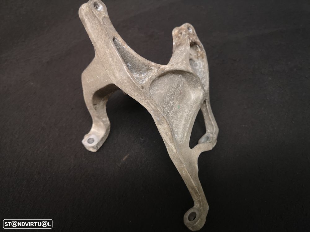 Apoio de motor  audi a8 d3 4e0  2003+ - 2
