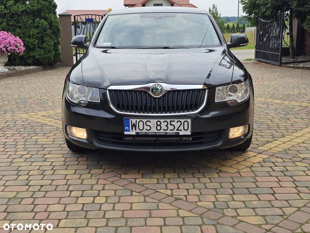 Skoda Superb 2.0 TDI Comfort DSG - 3