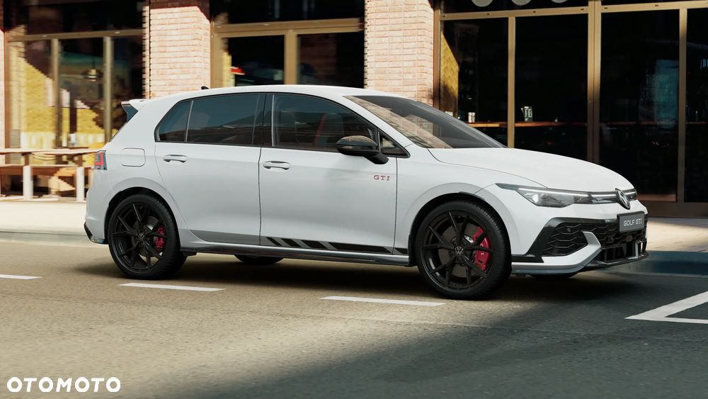 Volkswagen Golf VIII 2.0 TSI GTI Clubsport DSG - 5