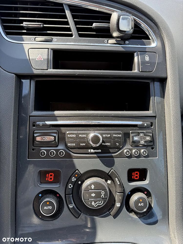 Peugeot 5008 1.6 Active 7os - 15