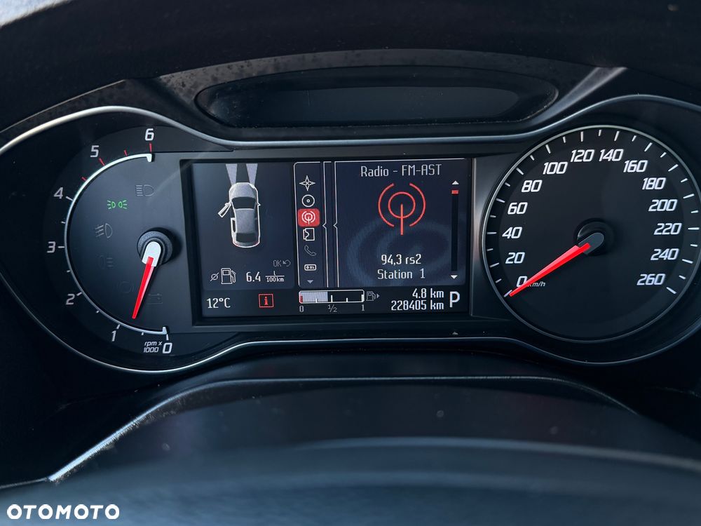 Ford S-Max 2.0 TDCi DPF Titanium X - 37