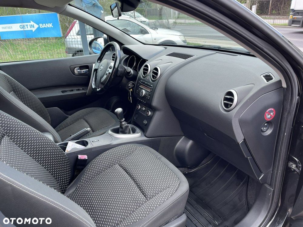 Nissan Qashqai - 16