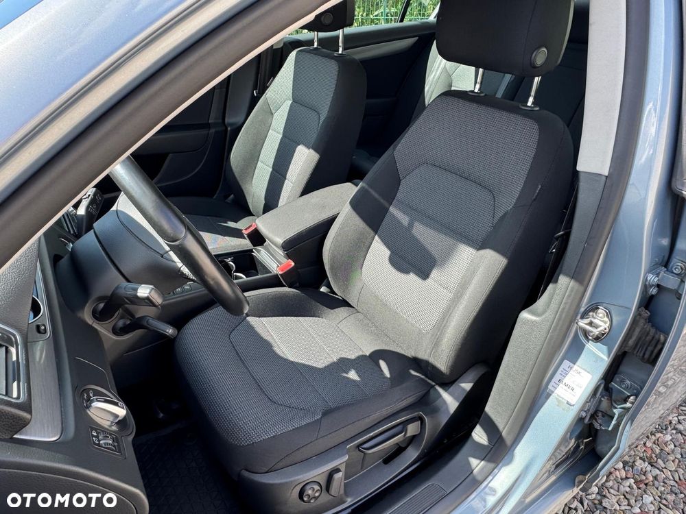 Volkswagen Passat 2.0 TDI Comfortline DSG - 7