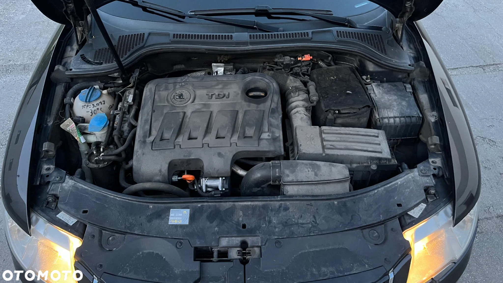 Skoda Superb Combi 2.0 TDI Ambition - 22