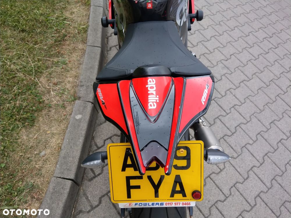 Aprilia RSV - 10