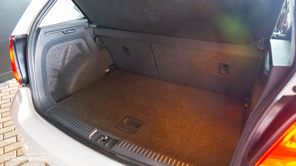 VW Polo 1.4 TDi Lounge - 9