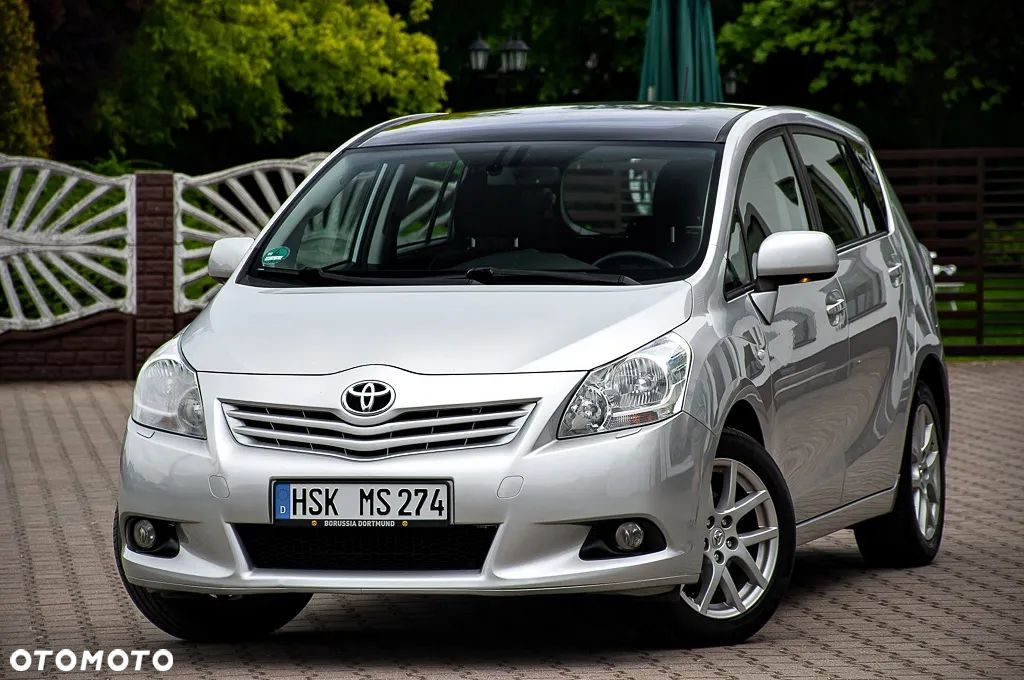 Toyota Verso 1.8 Premium 7os - 1