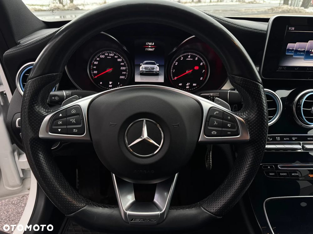 Mercedes-Benz Klasa C 200 4-Matic 9G-TRONIC - 17