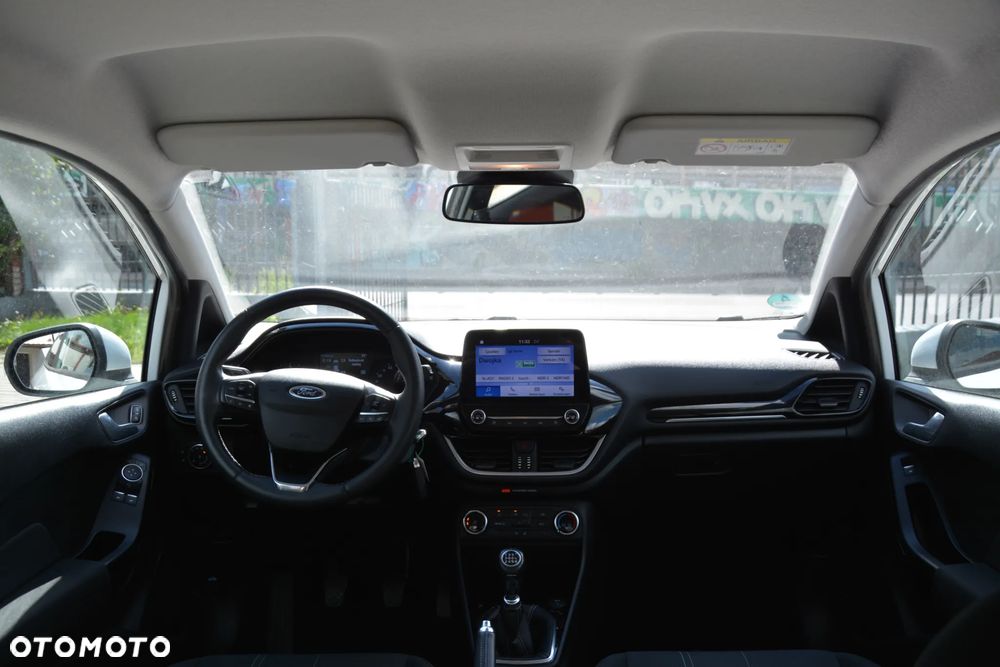 Ford Fiesta - 10