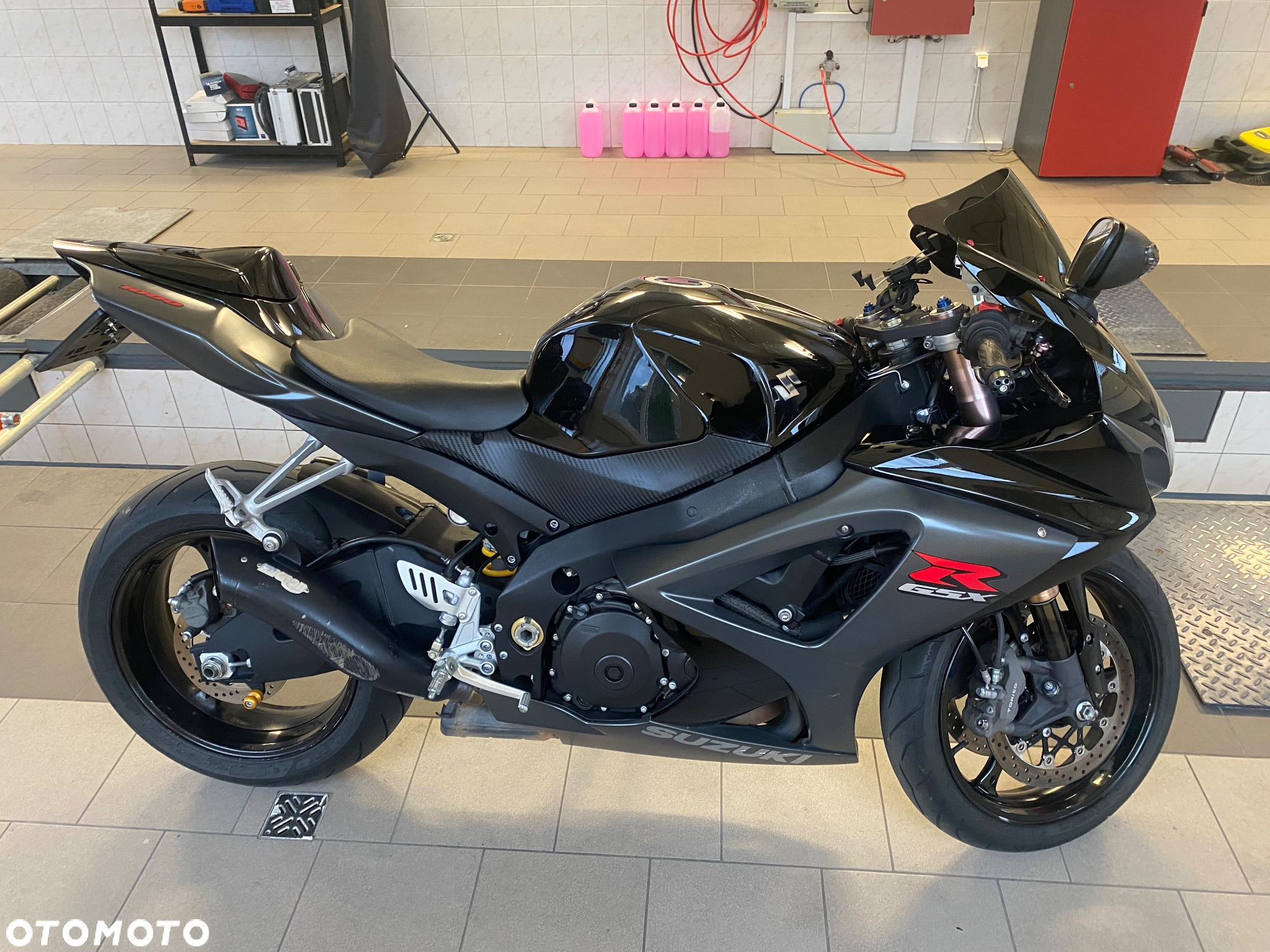 Suzuki GSX-R - 3