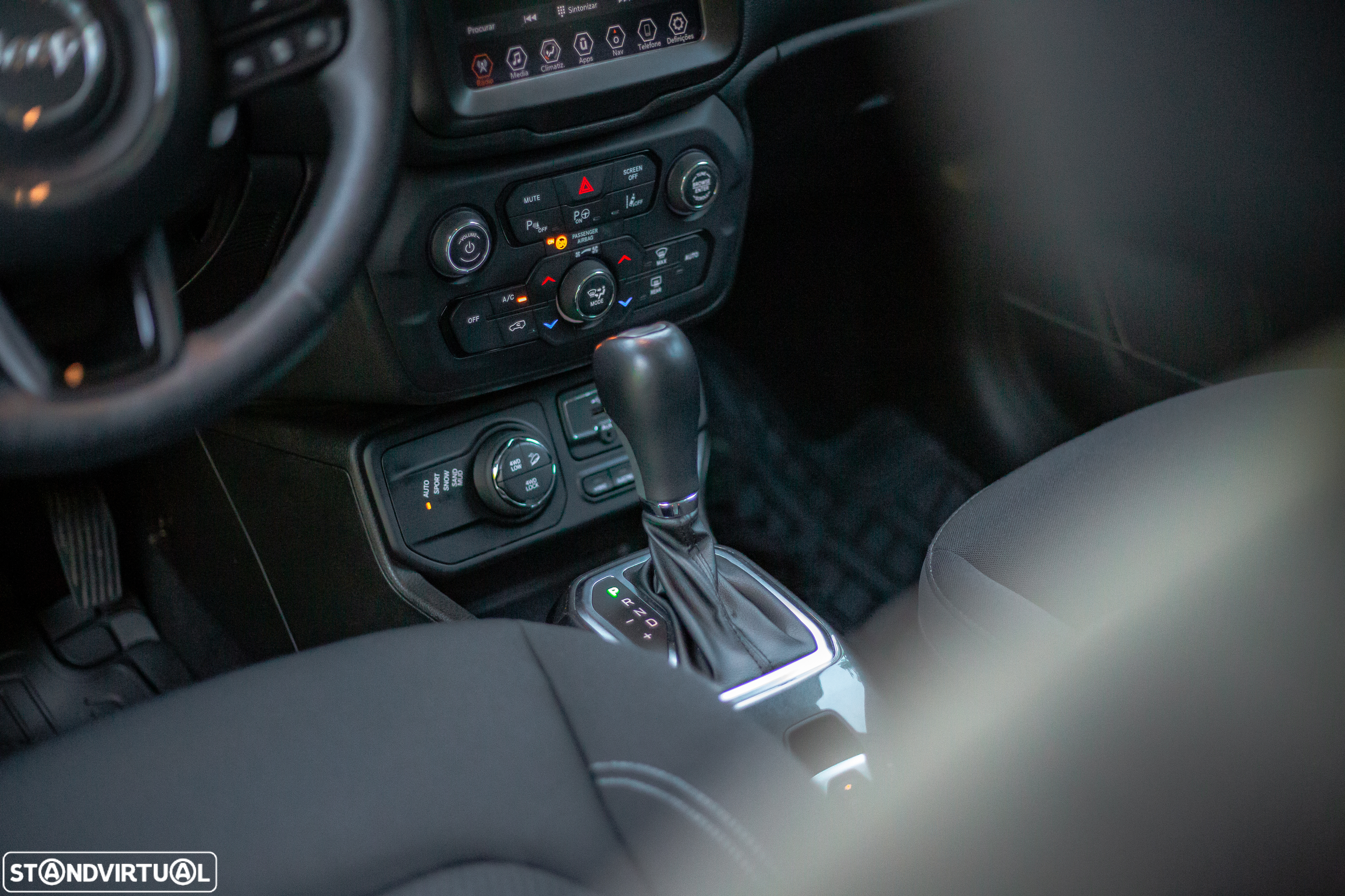 Jeep Renegade 1.3 TG 4Xe S - 8