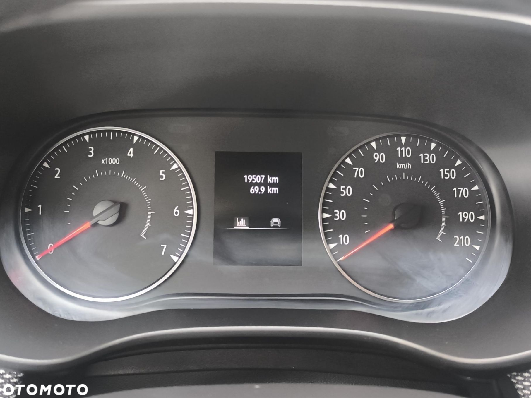 Dacia Sandero 1.0 TCe Comfort CVT - 10