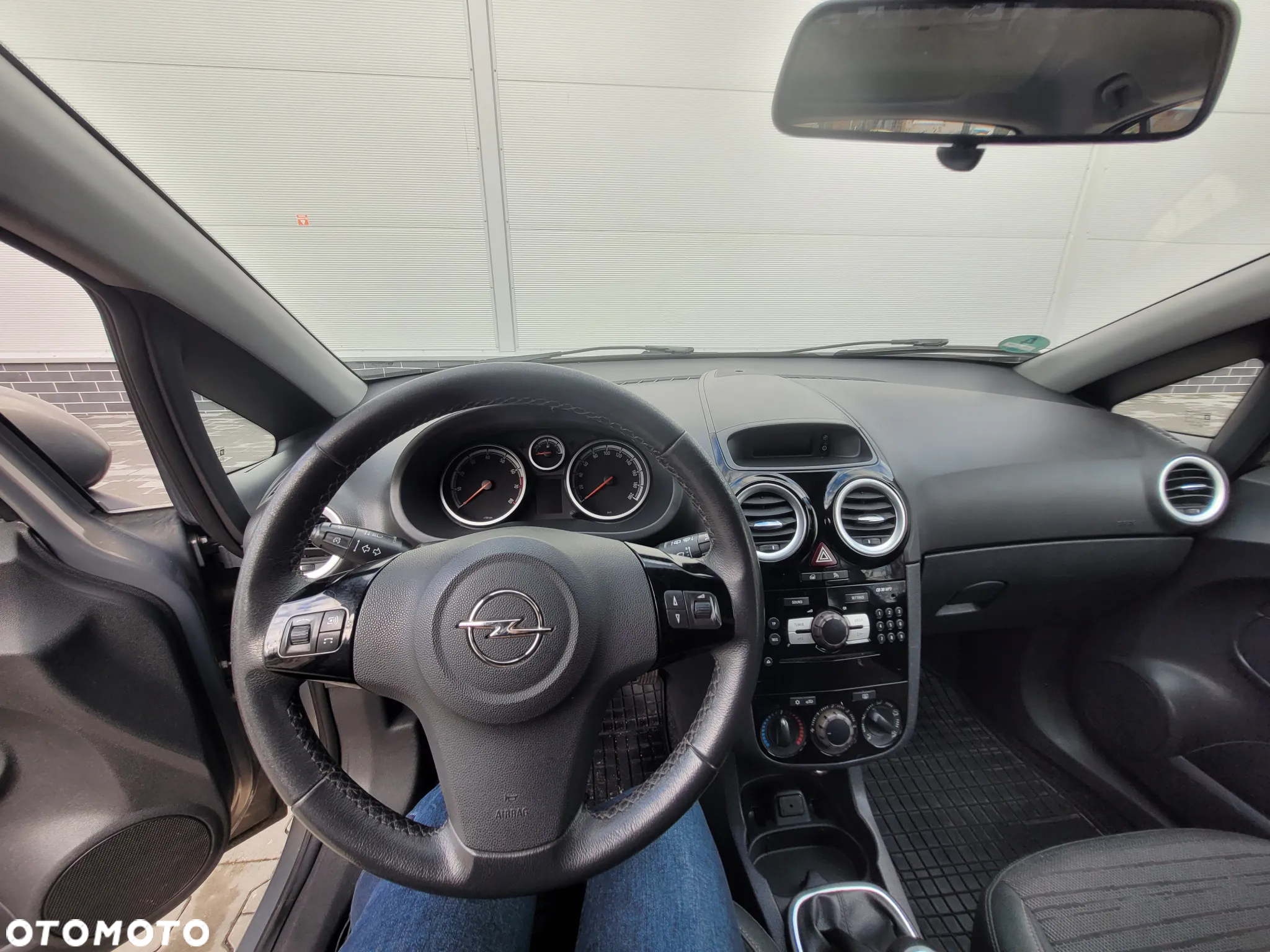 Opel Corsa - 9