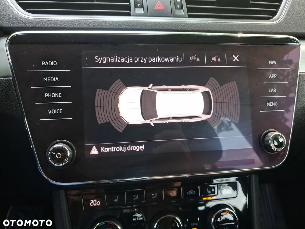 Skoda Superb 2.0 TDI Ambition - 25