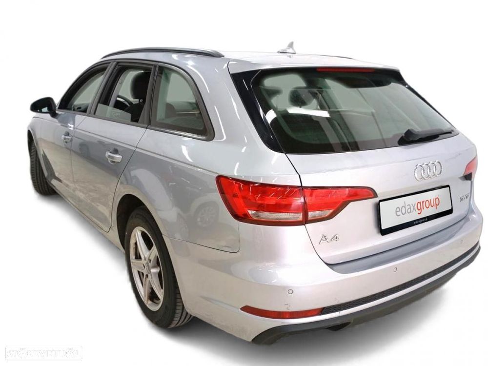 Audi A4 Avant 35 TDI S tronic - 2