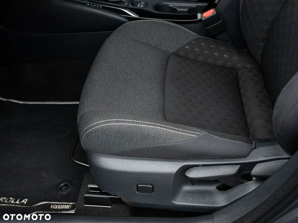 Toyota Corolla - 11
