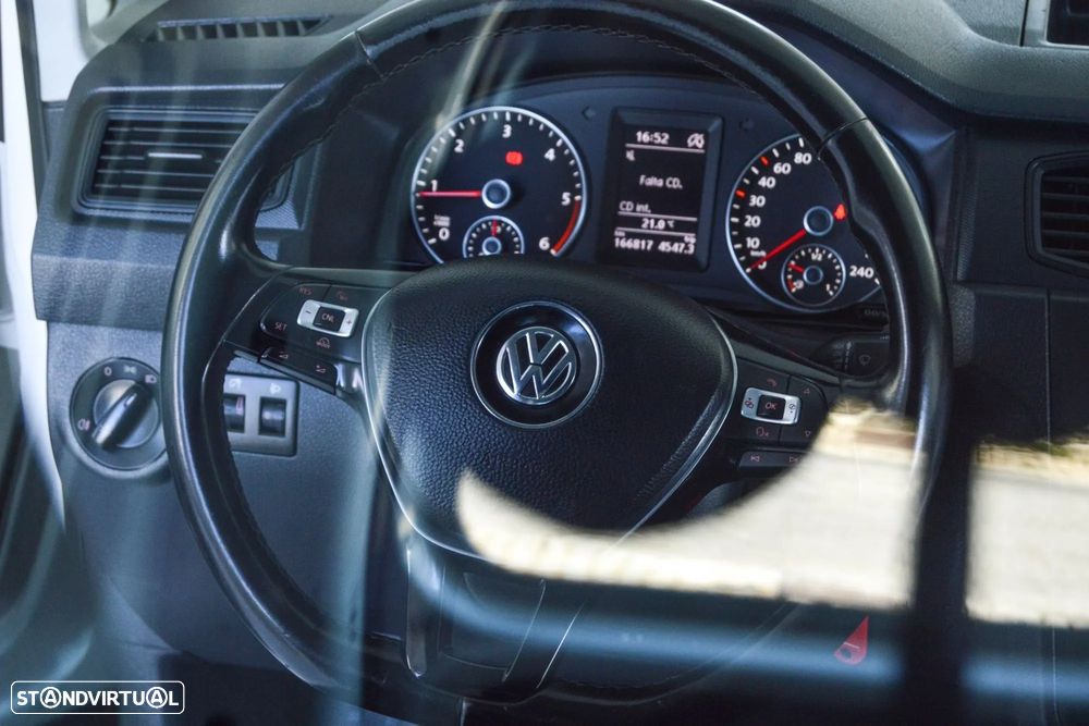 VW Caddy 2.0 TDi BlueMotion 2L - 31