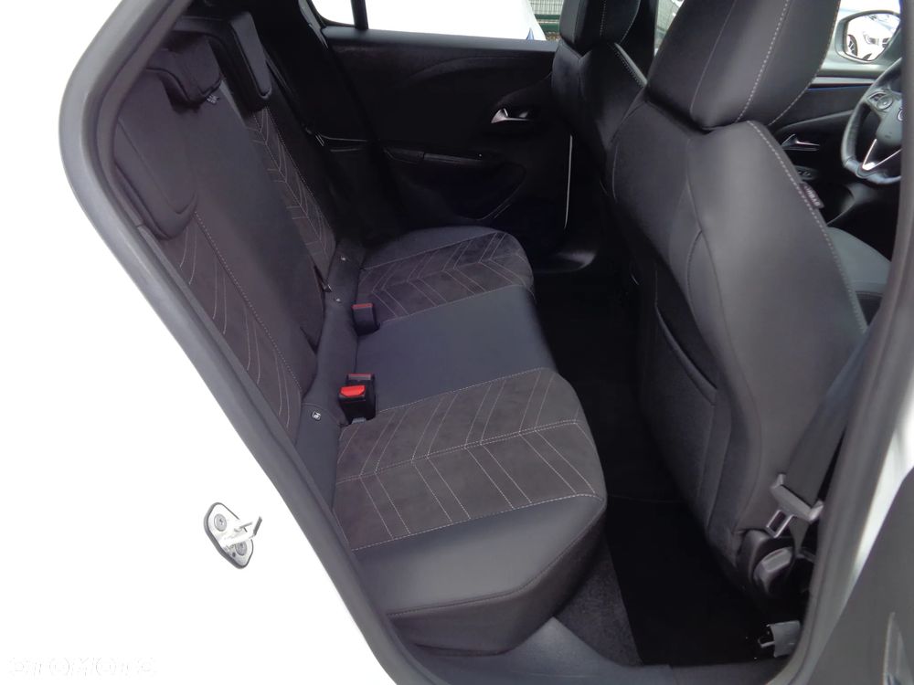 Opel Corsa Electric GS - 22