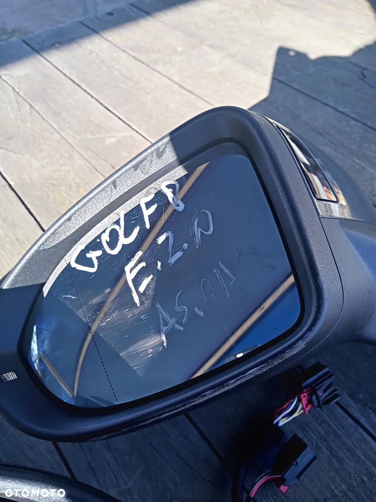 LUSTERKO VW GOLF VIII Lewe Prawe Asystent 13+3 pin - 7