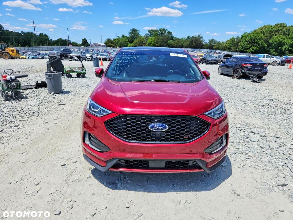 Ford Edge - 8