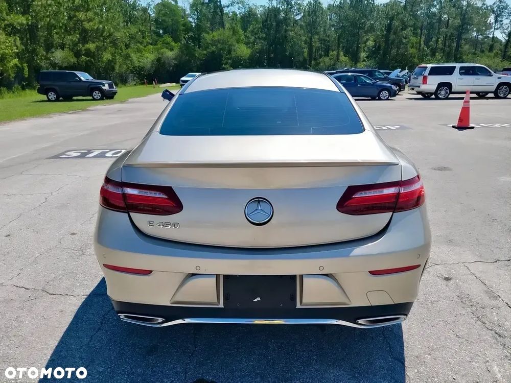 Mercedes-Benz Klasa E 450 4Matic 9G-TRONIC Avantgarde - 3
