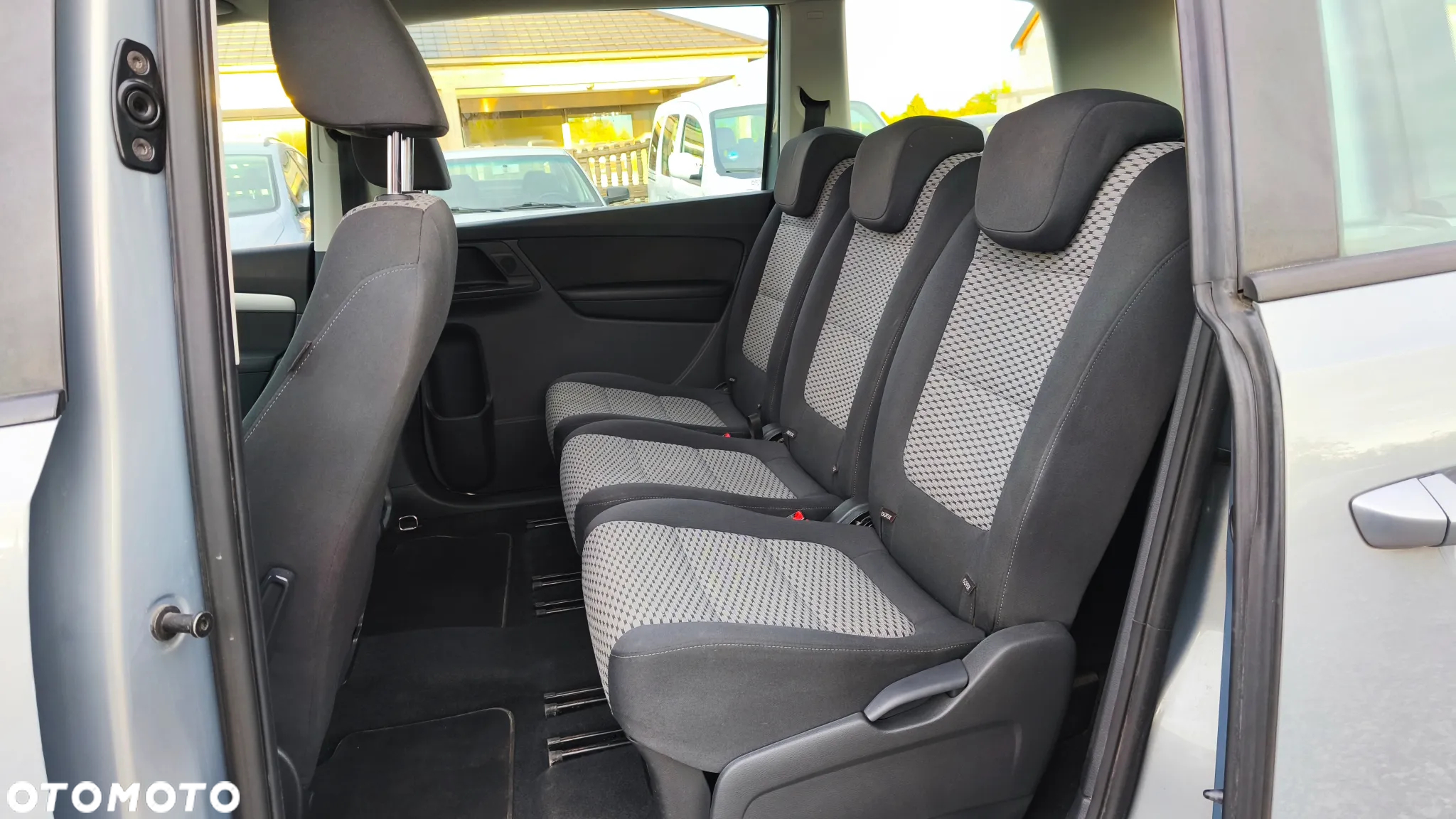 Volkswagen Sharan 2.0 TDI Trendline - 26