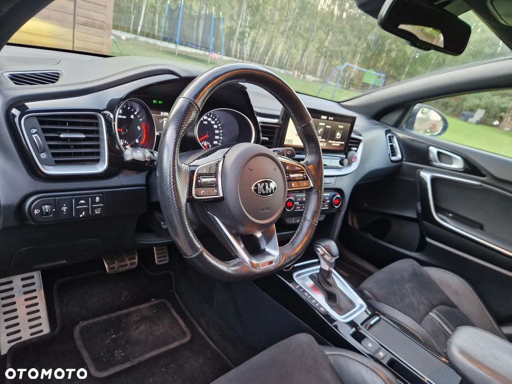 Kia ProCeed 1.6 CRDi GT Line DCT - 17