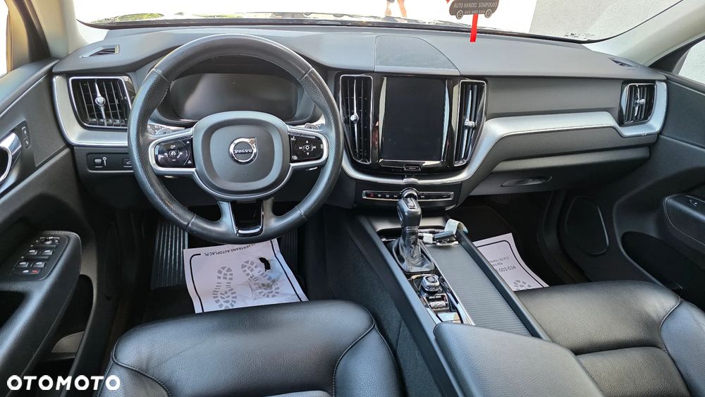 Volvo XC 60 D4 AWD Momentum - 19