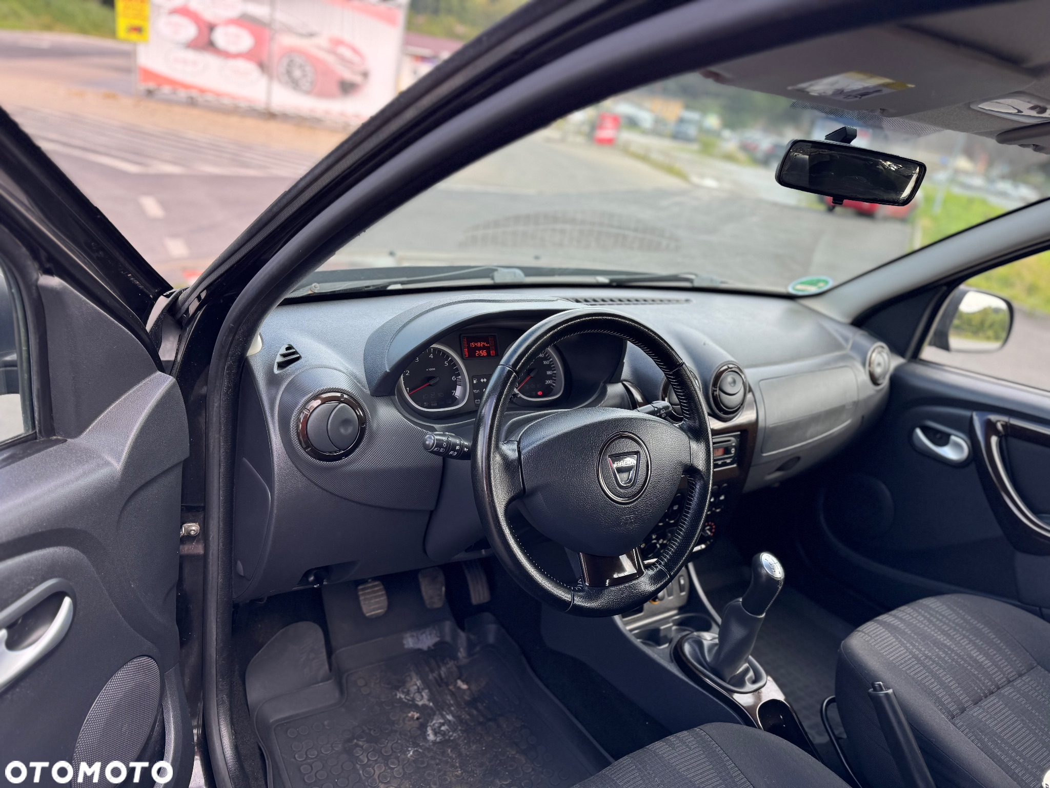 Dacia Duster 1.6 16V 4x2 Laureate - 10