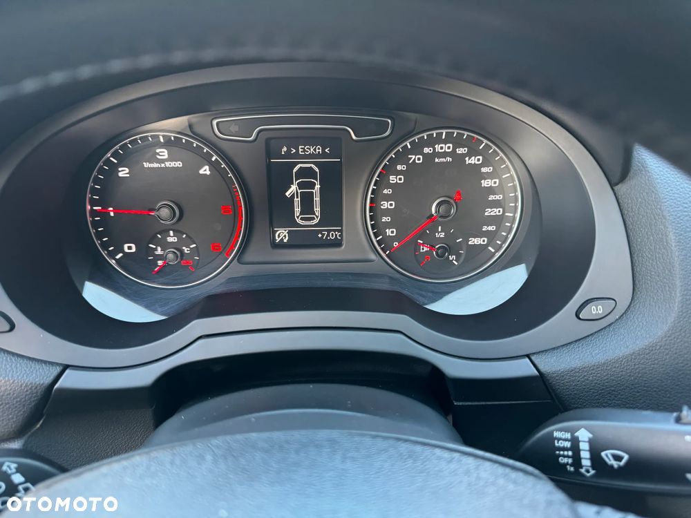 Audi Q3 2.0 TDI Quattro Edycja Specjalna S tronic - 15