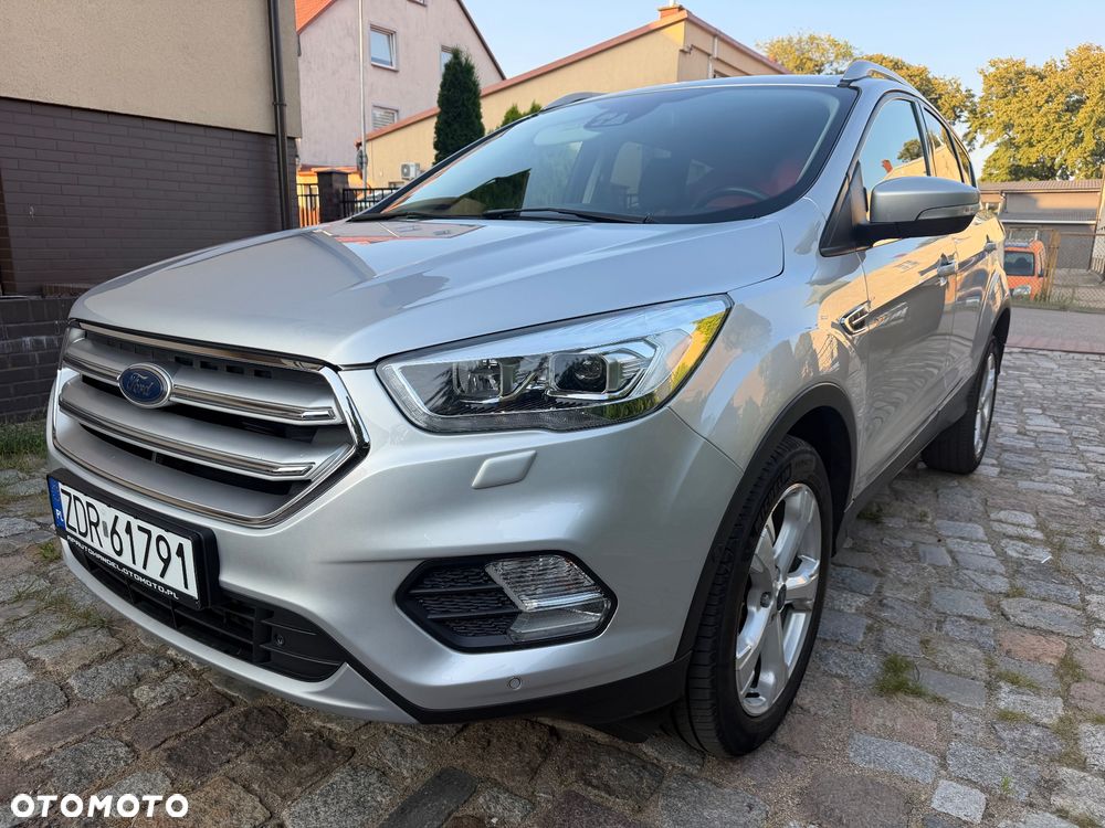 Ford Kuga 2.0 TDCi 2x4 Titanium - 1