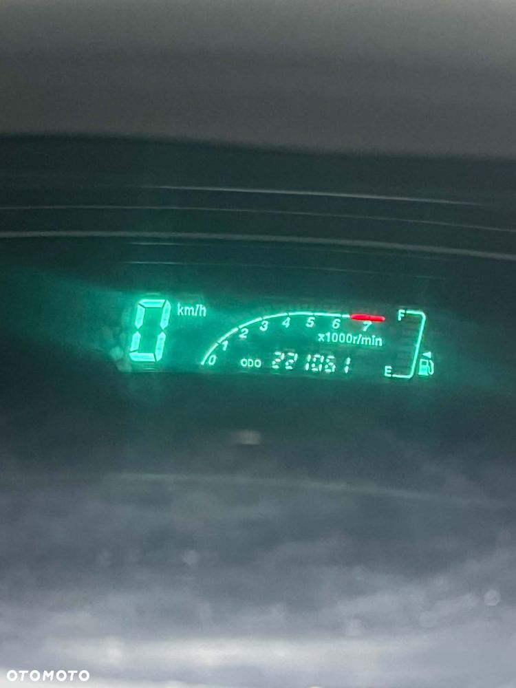 Toyota Yaris - 7