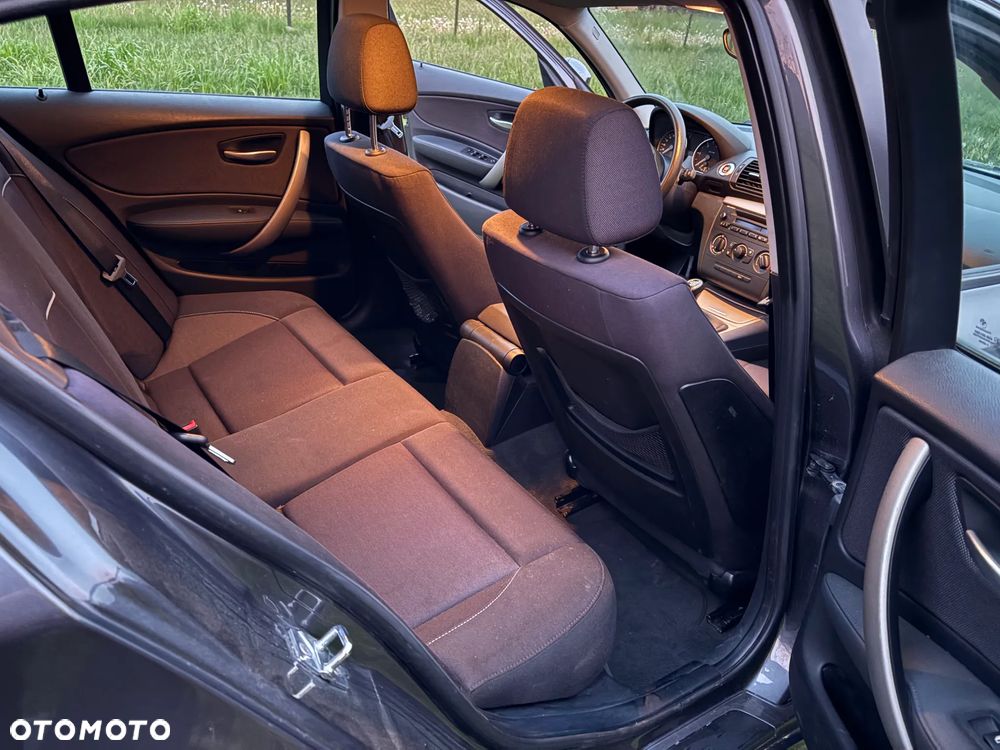 BMW Seria 1 118d - 13