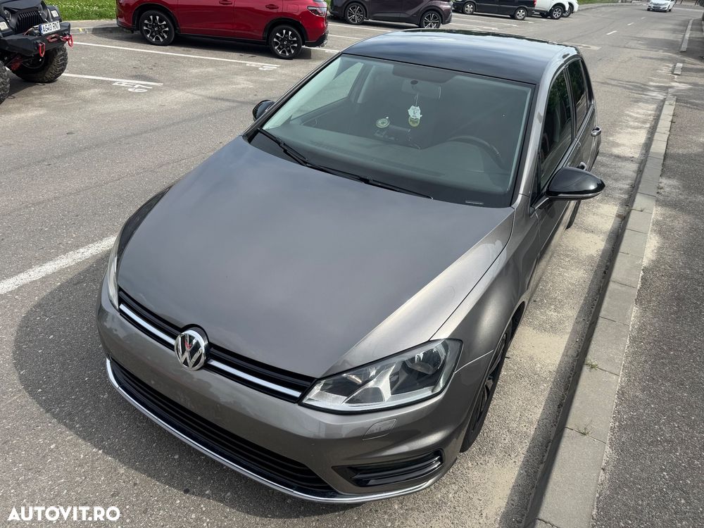 Volkswagen Golf 1.6 TDI DPF DSG BlueMotion Technology Comfortline - 1