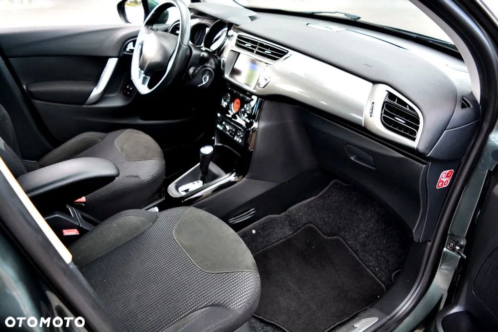 Citroën C3 VTi 120 Automatik Exclusive - 19