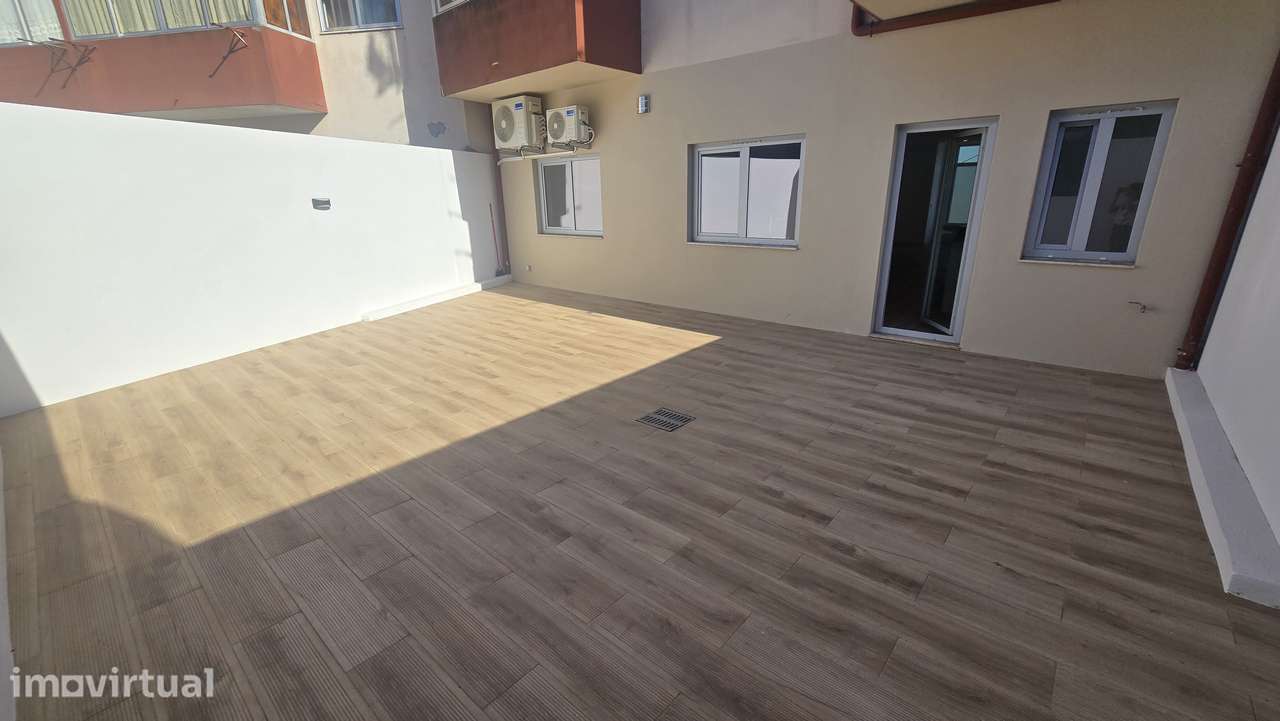 Apartamento T2 novo, terraço, garagem - São Mamede de Infesta - Grande imagem: 3/18
