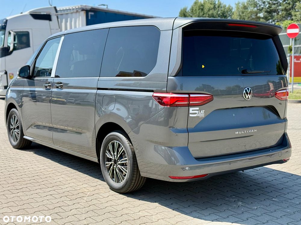 Volkswagen Multivan - 8
