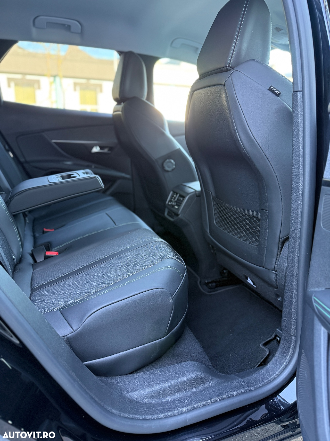Peugeot 3008 PHEV EAT8 Allure - 6