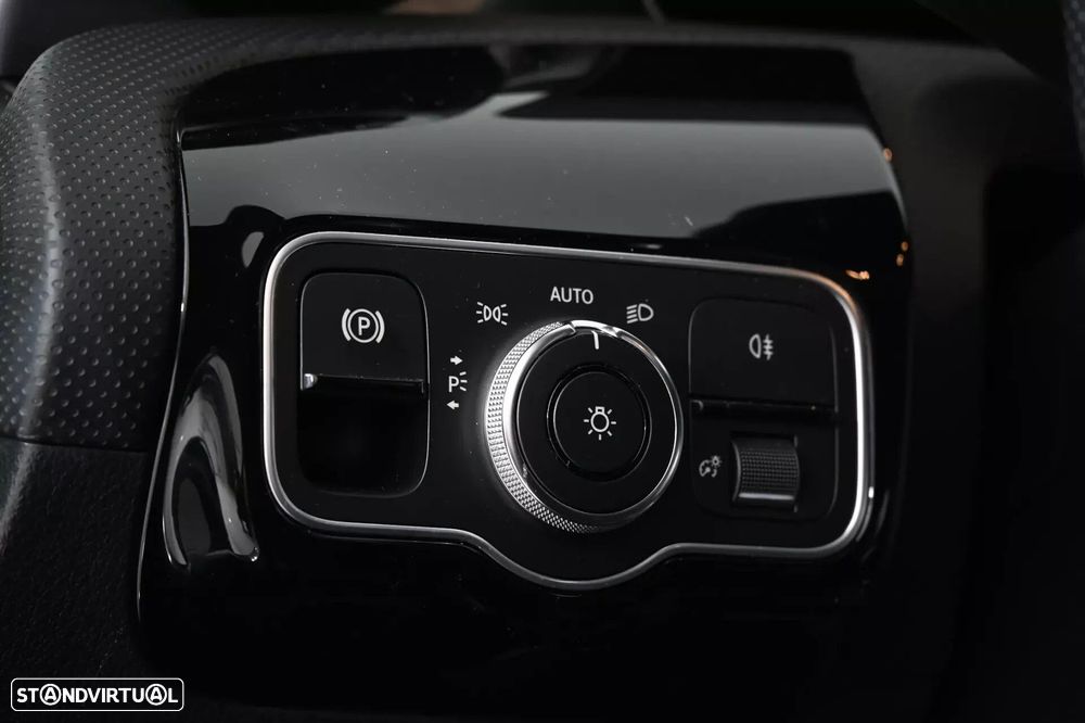 Mercedes-Benz CLA 200 - 23