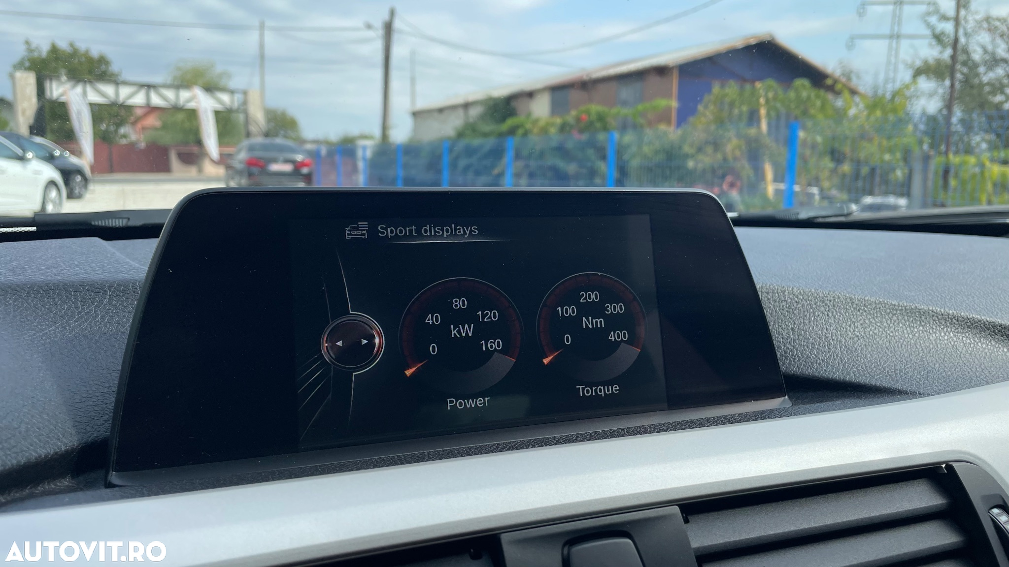 BMW Seria 3 318d Sport Line - 31