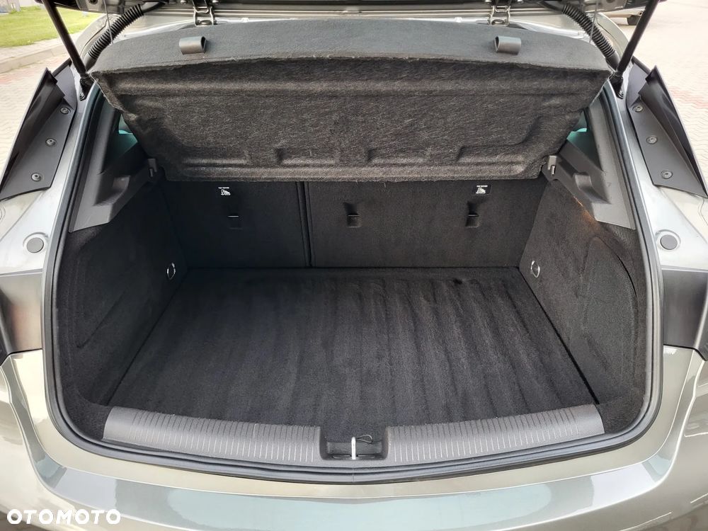 Opel Astra 1.4 Turbo Innovation - 37