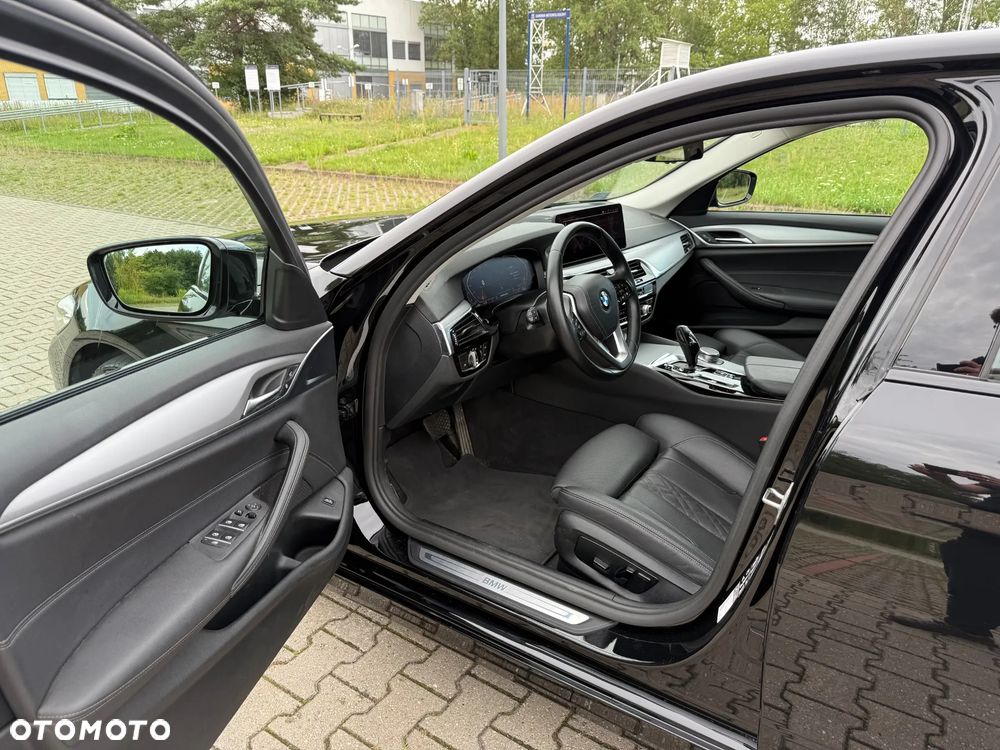 BMW Seria 5 - 13