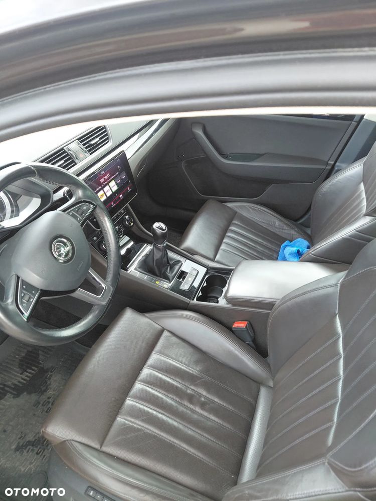 Skoda Superb 1.8 TSI L&K - 9