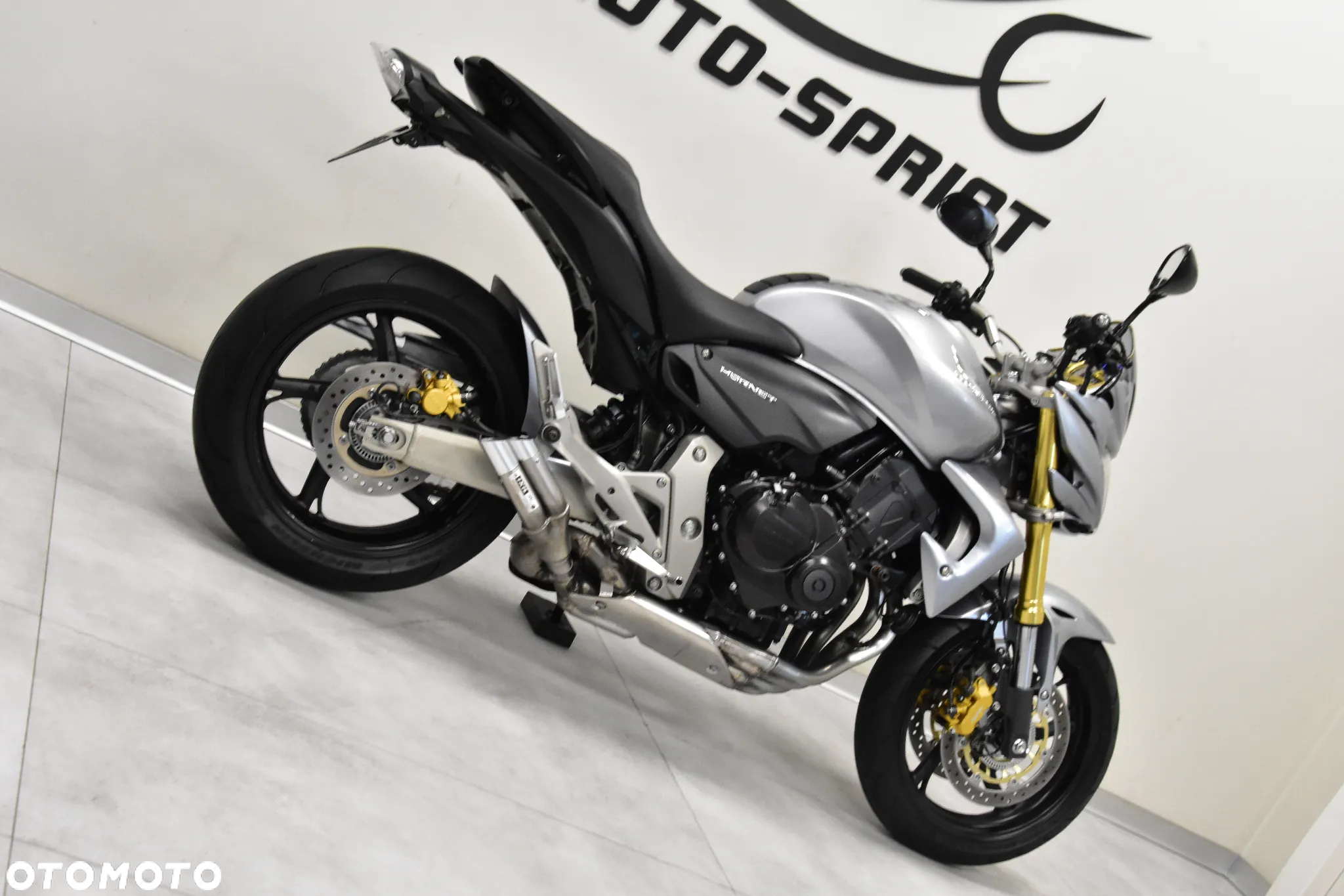 Honda CB - 9